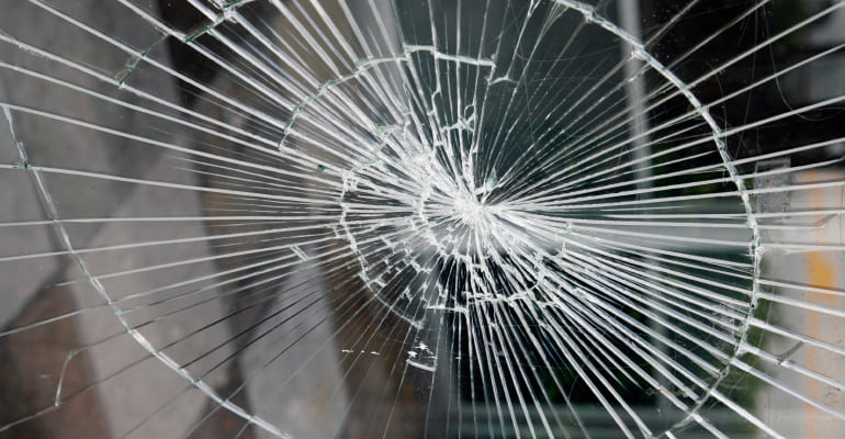 Fast, Reliable Emergency Glass Repair — Anytime, Anywhere